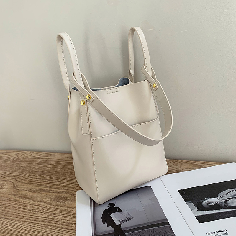 

With box 7A Designers Bags Womens Luxurys handmade genuine Leather Handbags Vegetable Basket Bag Shoulder Bucket Carry tote Handbag Lock purse shopping organizer, Fedex