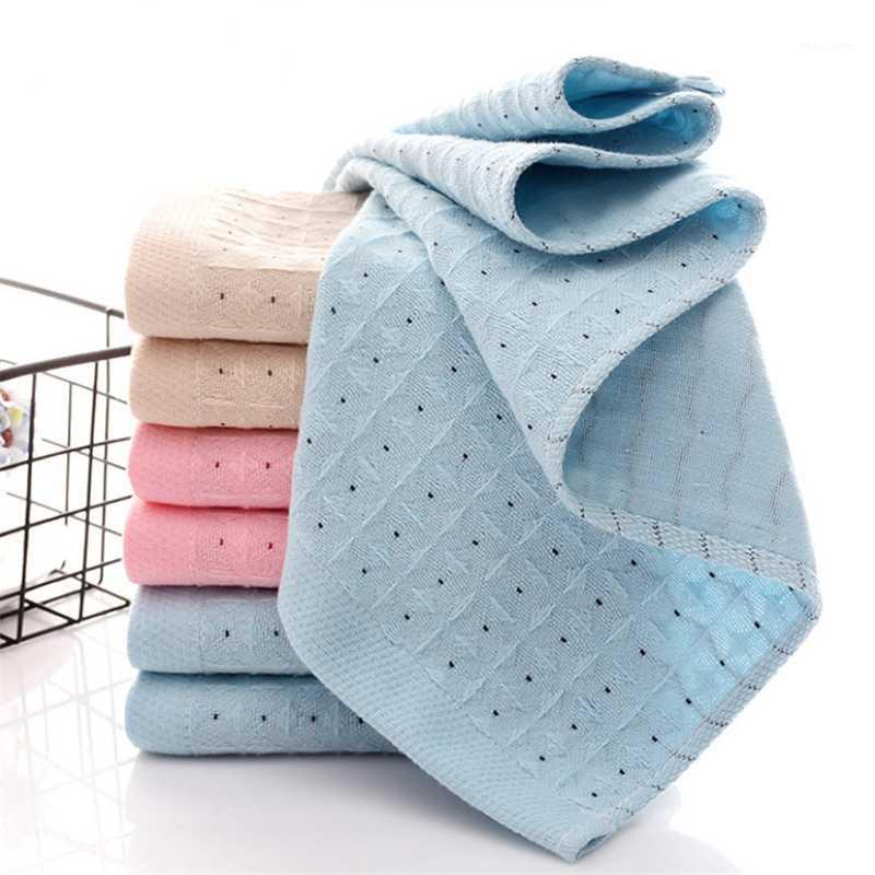 

Factory Cotton Towel Honeycomb Lattice Soft Absorbent Plain Gift Advertising Towel Embroidery Gauze Face 100% Cotton1, Pink