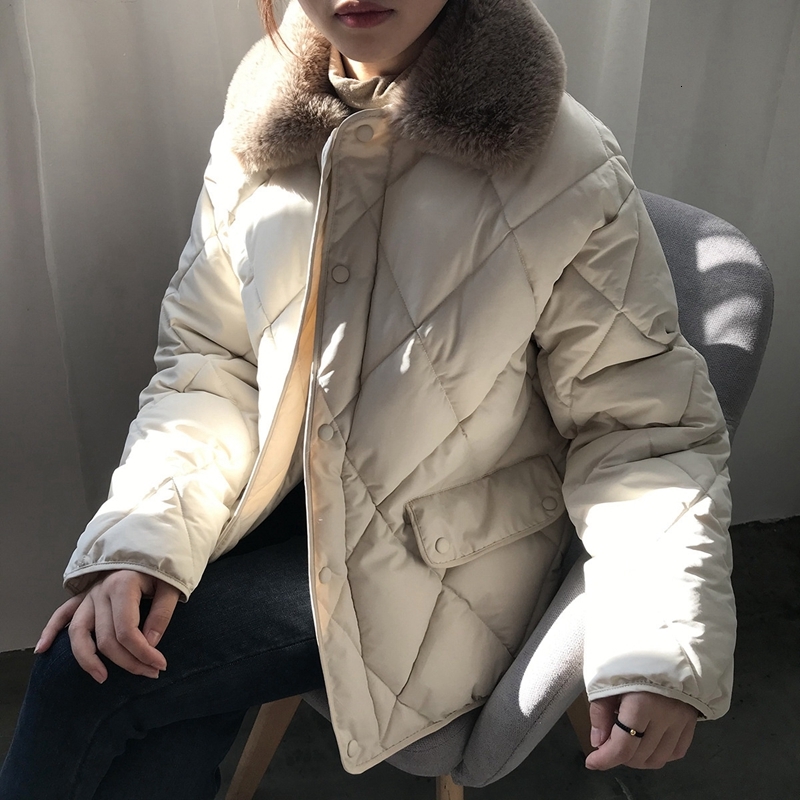 

2021 New Female Winter Natural Skin Nice Collar Hot Parka Vogue White Down Snow Jacket Outwear 4ICS, Green