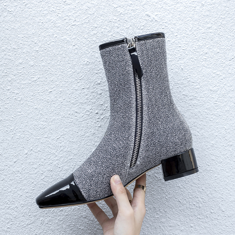 

2021 Hot Woman Hand Head Material Sew Drawing Boots Online S4FG, Black