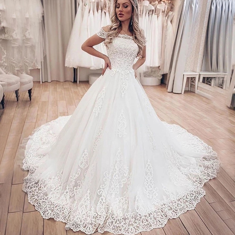 

2021 New Elegant Lace for Women Gowns Such Big Boat Neck Off the Shoulder Luxury Rentals Even Wedding Dresses EMGK, White