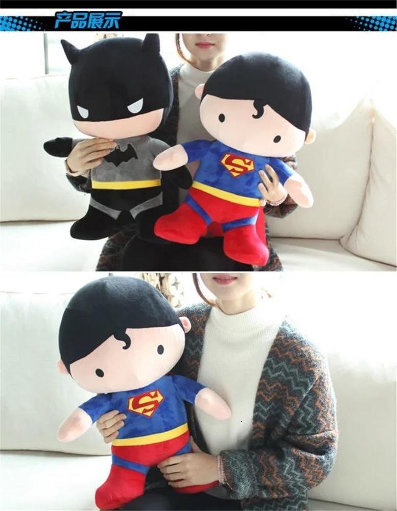 cuscino KMNHFGDB Peluche giocattolo creativo Batman logo peluche cuscino Batman vs Superman lo stesso regalo di compleanno cuscino posteriore casa giocattolo ragazzo 46 cm nero 