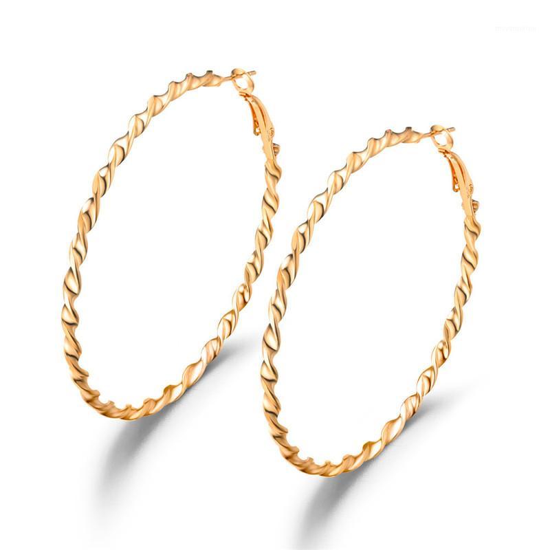 

Punk Twisted Circle Hoop Earrings Gold/Silver Color Wave Pattern Ear Hoops For Women Creole Boucle D'oreille Female Party Bijoux1