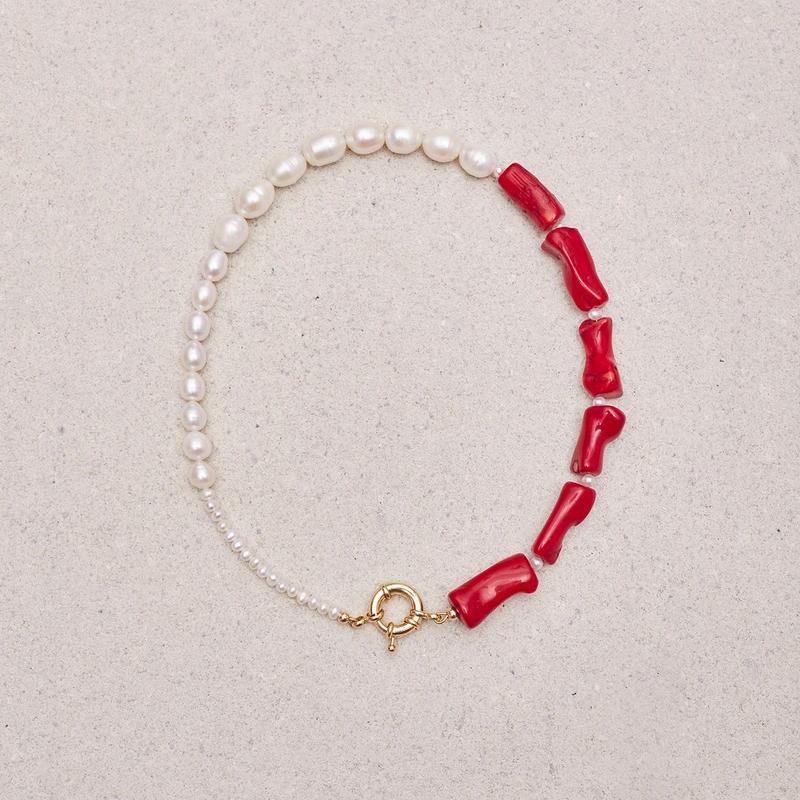 

Creative Stitching Asymmetric Neck Accessories Freshwater Pearl Natural Coral Beaded Necklace 2021 New trend Exaggerated Jewelry