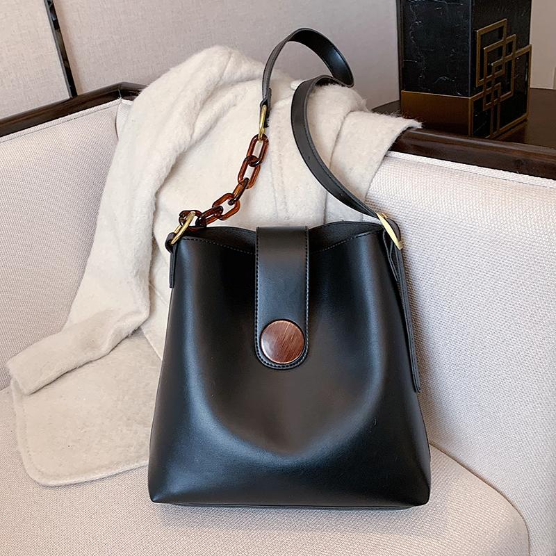 

VeryMe New Crossbody Bags For Women 2021 Leather Strap Bucket Bag Women Solid Color Shoulder Handbags Female Travel Ladies Totes, Black