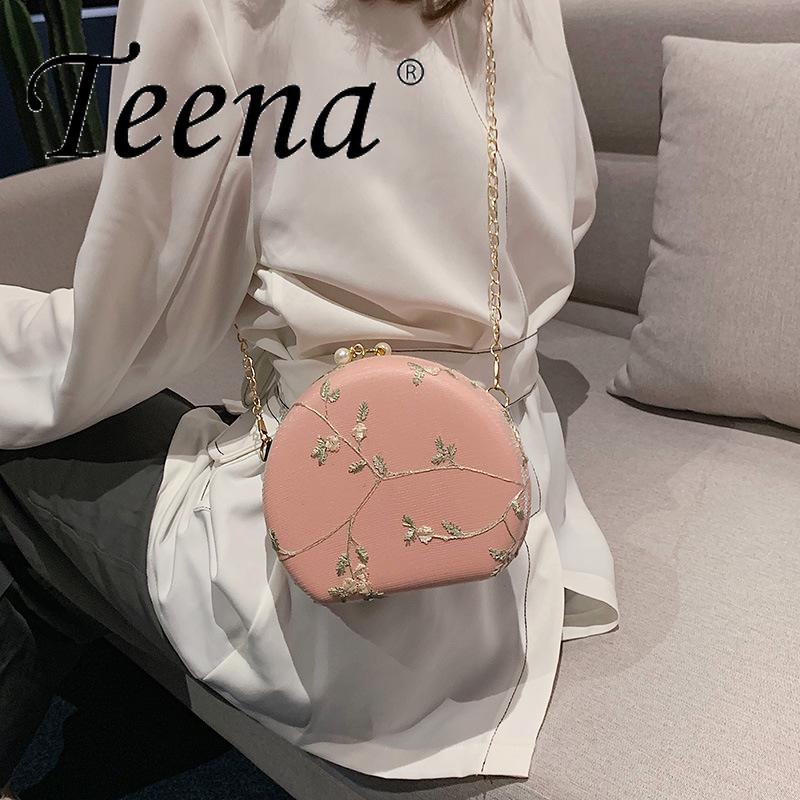 

New Embroidery Flowers Design Women Flap Clutch Evening Bags Gold Chain Shoulder Bags Girls Handbags Purses For Ladies Party Bag, Beige