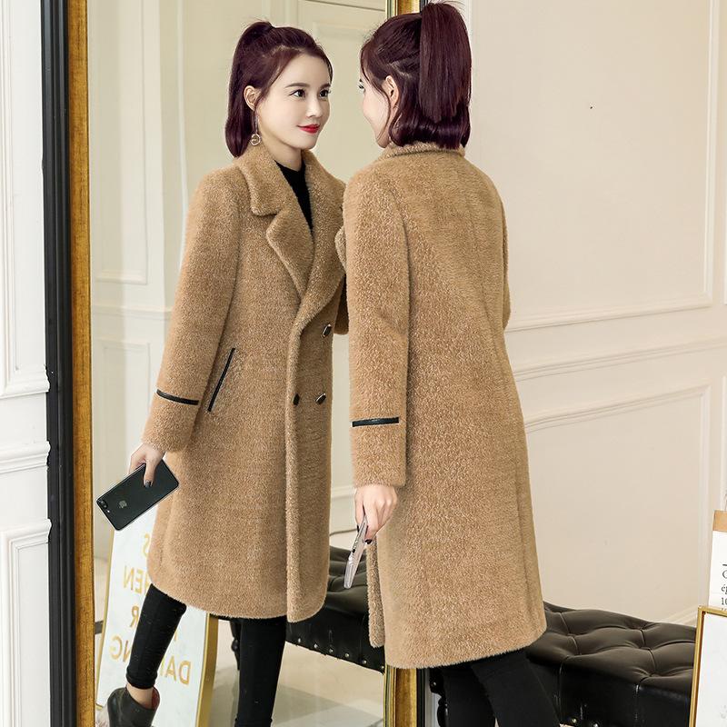 

Mink coat medium length 2021 winter new women's wear small thick woolen white woolen coat, Ivory