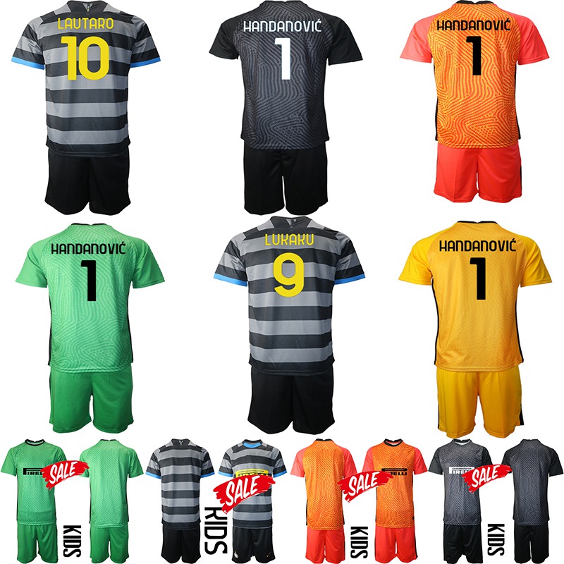 

2021 22 Kids Milano Football Team Handanovics Goalkeeper LUKAKU BARELLA LAUTARO ALEXIS HAKIMI Soccer Jersey Intern Milans Home Away KIT Sets