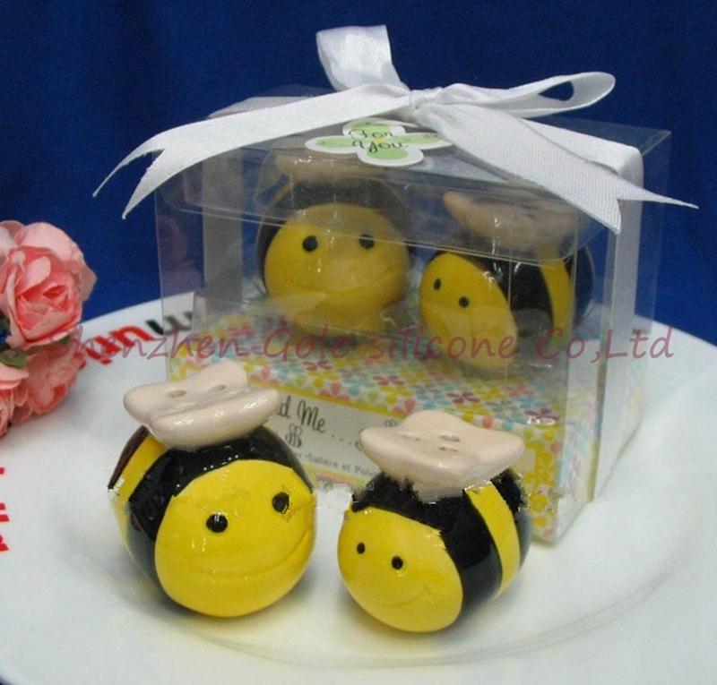 

30sets=60pcs/lot "mommy and me" ceramic bee salt pepper shaker sets ceramic baby showers baptism party favors and gifts supplies