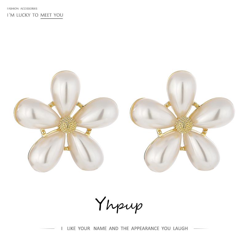

Yhpup Stylish Simulated Pearls Flower Stud Earrings Elegant Earrings Jewelry for Women Orecchini Donna Accessories Gift 2020