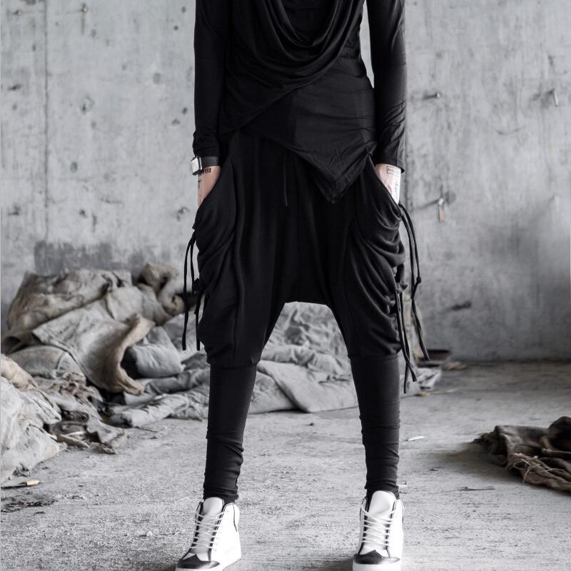

2021 Men Fall in the Winter Wearing Elastic Hip Hop Sweatpants... Bassist Twirling... Gothic Skinny Nightclub Stage Style... Voij, Black
