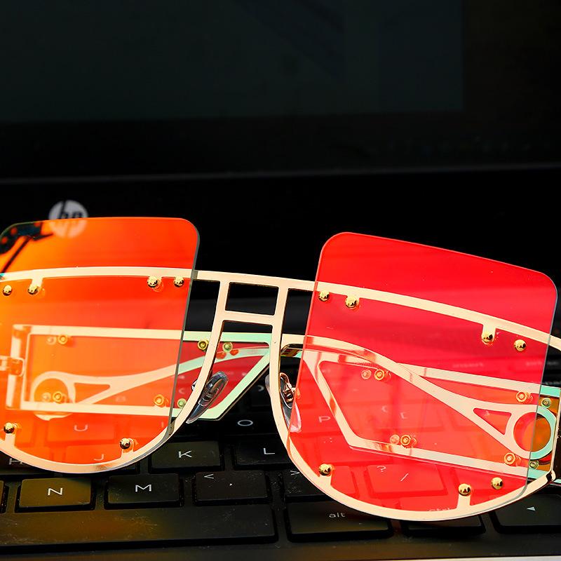 

Candy color Square Sunglasses Men Small Round Sun Glasses Shades for Women Metal Frame Small Eyewear Female Male FML