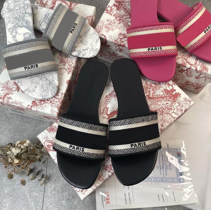 

luxury Designer Leather Ladies Sandals Summer Flat Slipper fashion beach woman Big head Slipper Rainbow letters slippers with box size 35-42, Black