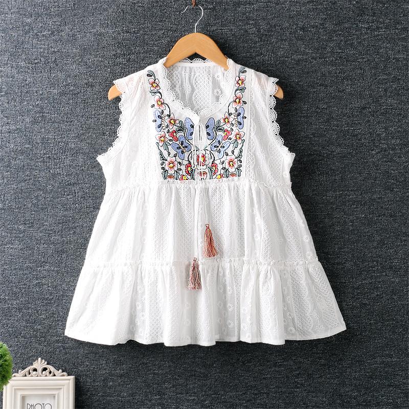 

Women's Blouses & Shirts 2022 Summer Women Blouse Folk-custom Style Embroidery V-Neck Sleeveless Cotton Linen Loose Tops, Black