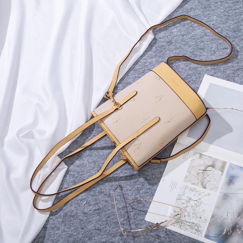 

Women's bag 2021 Luxury Bucket Women Shoulder Bag Popular Crossbody Messenger Bags Casual Style Handbag Large capacity, Black