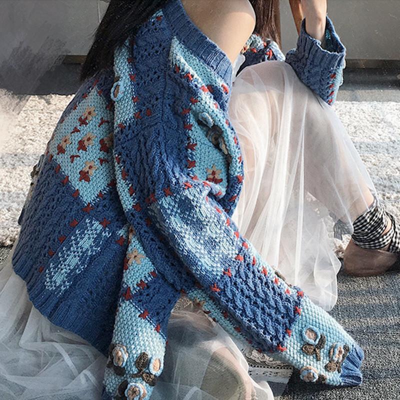 

2020 Lazy wind loose autumn coat vintage hand-embroidered college wind wool sweater MY262, Blue