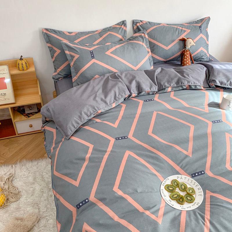 

3/4pcs Family Bedding Set Luxury 2021 New Sheet Duvet Cover Pillowcase Set Boys Girls Room Bed Linen Plant Strawberry Printed, 003