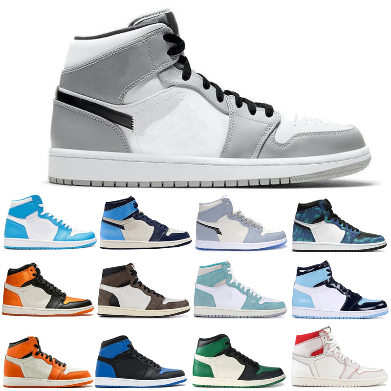 

Mens trainers basketball shoes 1s high og Game Royal Banned Obsidian UNC Pine Green Court Purple Chicago Tie Dye sport sneakers size 40-46