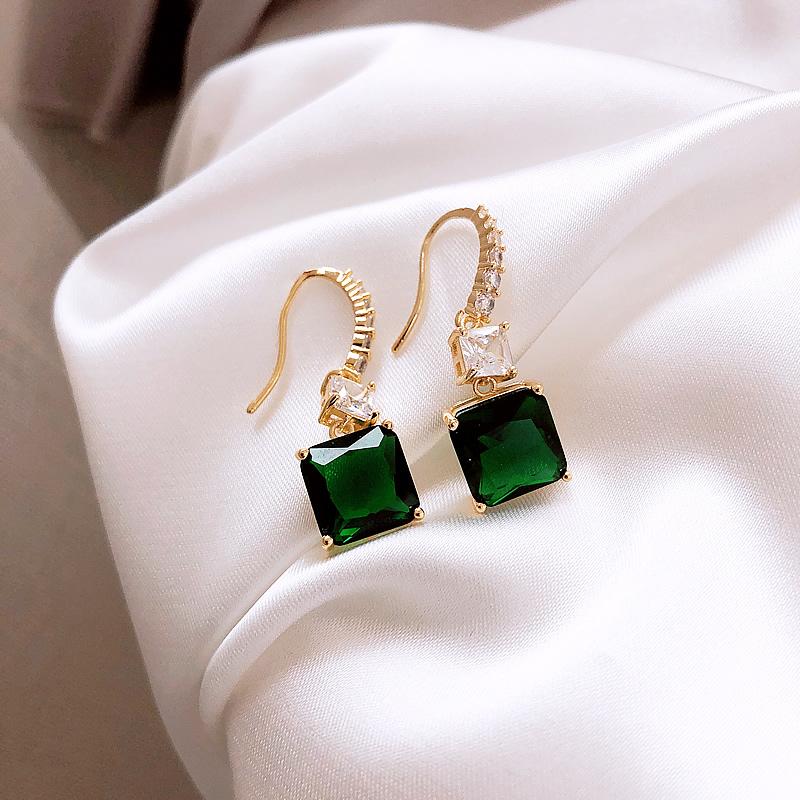 

Korea fashion jewelry Light luxury square green crystal stud earrings for woman elegant retro shiny baroque earring