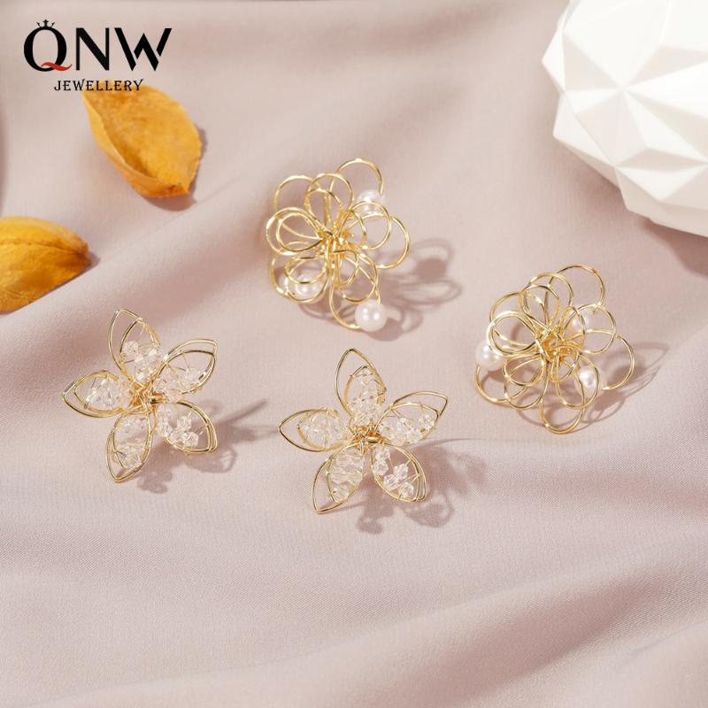 

New Korean Fashion Spirit Crystal Creative Handmade 3d Flower Women Earrings
