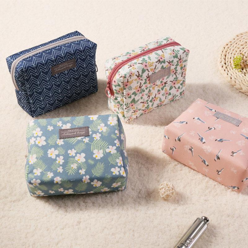 

2020Fashion Portable Mini Purse Travel Wash Bag Toiletry Make Up Case Sweet Cosmetic Bag Organizer Beauty Pouch Kit Makeup Pouch1, Blue