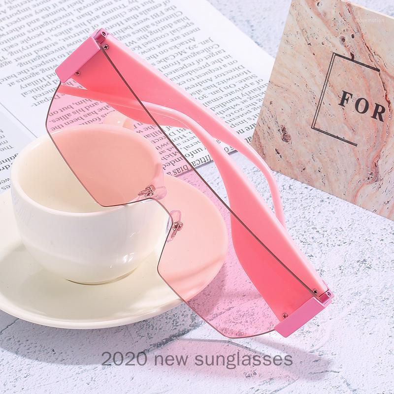 

2020 fashion new Siamese sunglasses big frame glasses European and American personality wild ocean sunglasses women NX1