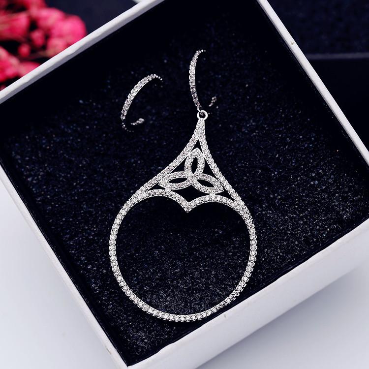 

Fashion cubic zirconia unsymmetrical hoop earrings Crystals Cluste zip-top can Earrings Women Party Jewelry