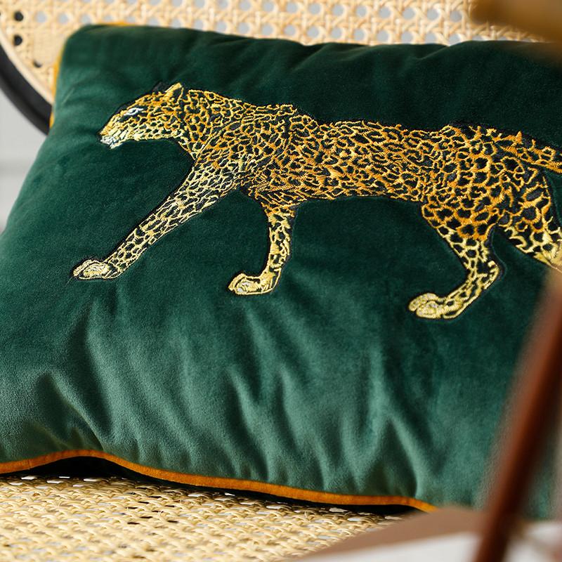 

Cheetah Embroidery Pillow Case Cushion Cover Velvet Jungle Cojines Decorativos Para Sofa Green Throw Pillows Cushions Coussin, Jungle 45x45cm