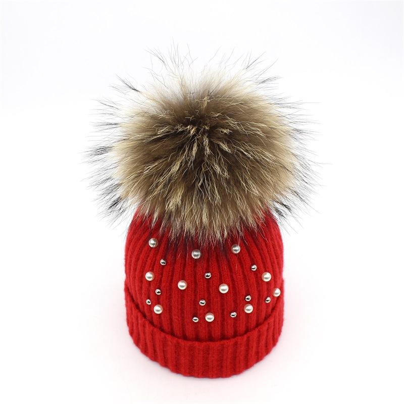 

Beanies for women winter warming hat with fur ball for lady fashion pearls knitted hat with genunies ball caps winter