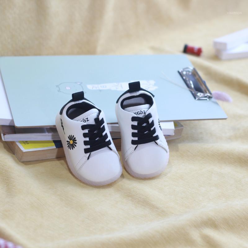 

Children's Sports Shoes Autumn Soft Bottom Baby Toddler Shoes LED Bottom Baby Girls1, Black