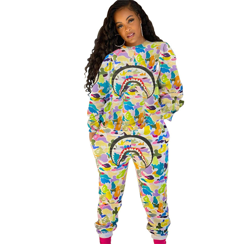 

womens cartoon shark face tracksuit camouflage designers 2 piece outfit oversize loose clothing set hoodie and pants sweastsuits NEW E112303, As pic
