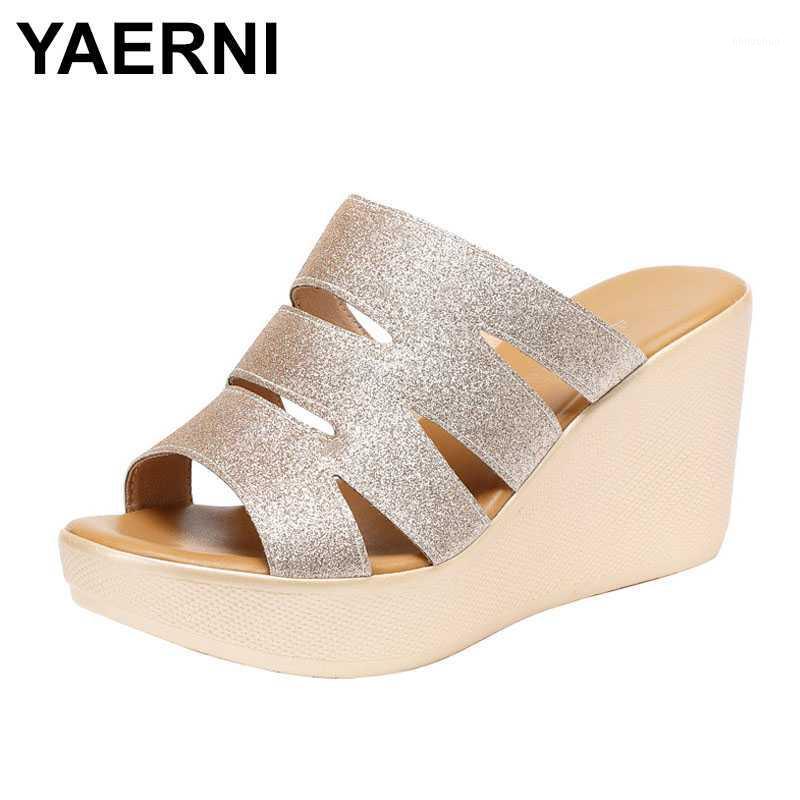 

YAERNI Big size 32-43 platform slippers women shoes summer 2020 Bling high heels wedges slides ladies slippers gold black red1