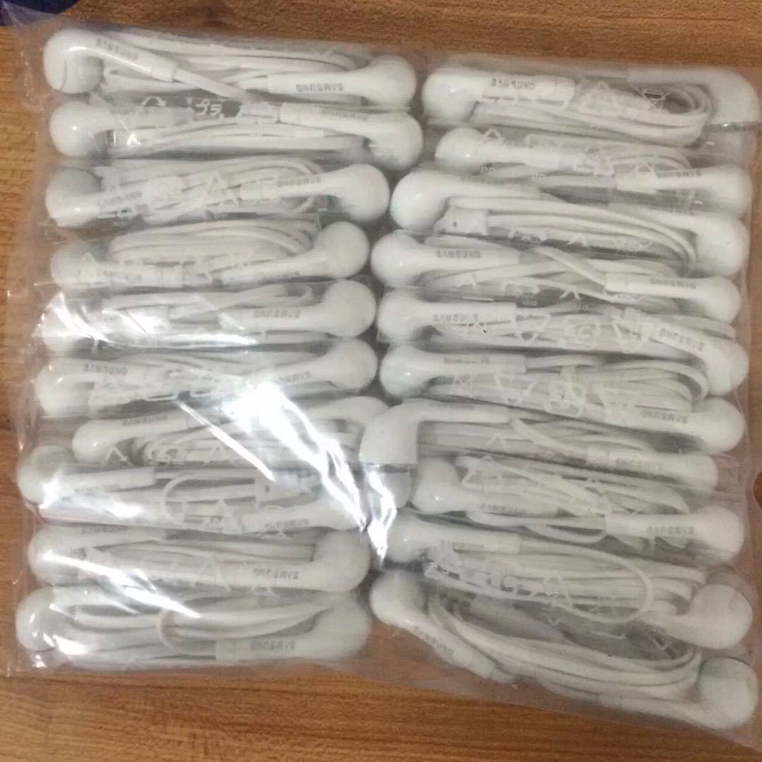 

2021 Cell Phone Earphones Compatible with Samsung S4 in-ear mobile line-controlled J5 headset suitable Universal Android wireless call, Mixed color