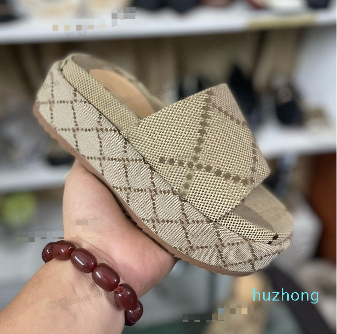 

2022 New Men Women Flip Flop Lady Shoes Embroidery Wedge Sandals Elevator Women Designer Rubber Slides High Quality Platform Scuffs Home