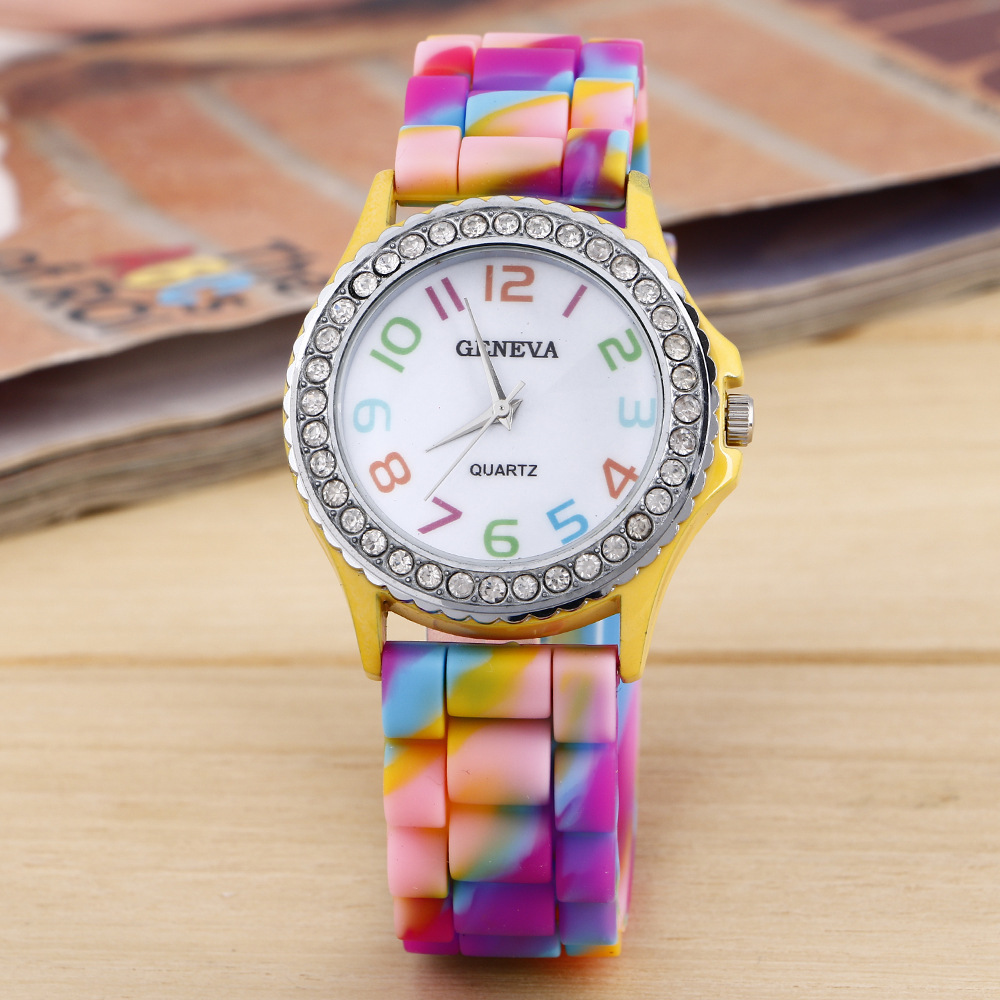 

Classic Cystal Women Geneva Watches Diamond watch decoration silicone Colorful camouflage Color strap Wristwatch Fashion Quartz Clock, Leave a message about color