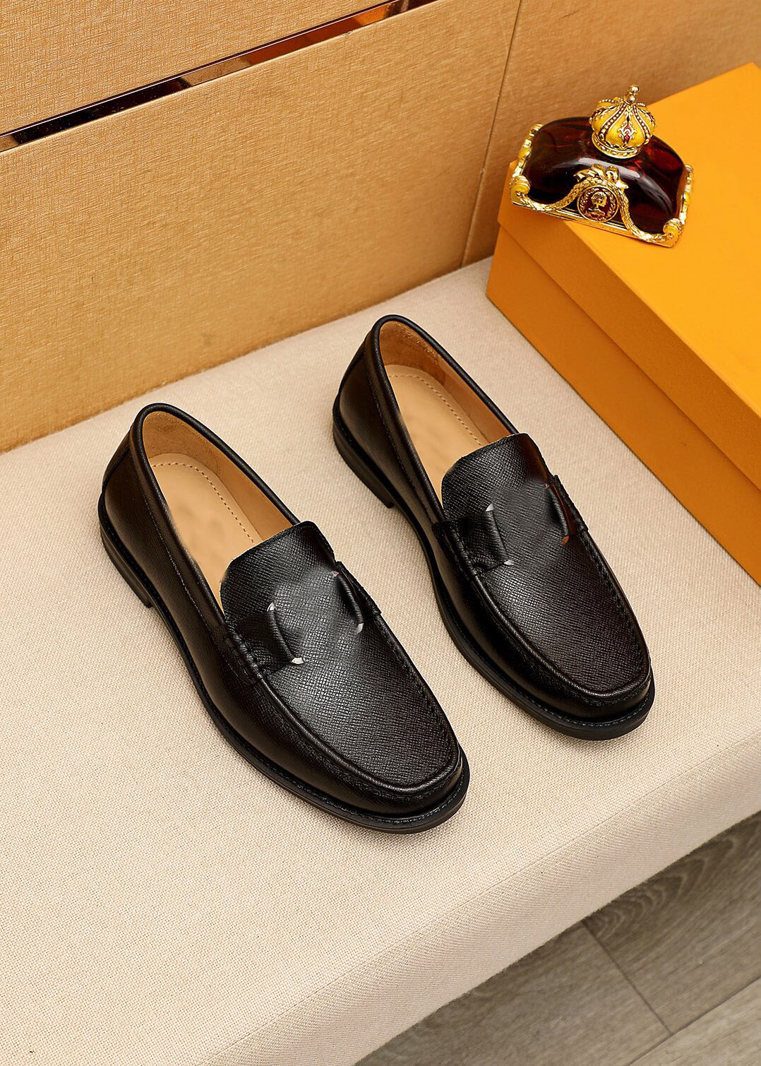 

2022 Mens Casual Genuine Leather Loafers High Quality Business Oxfords Men Brand Designer Classic Party Wedding Dress Shoes Size 38-45, Black 1