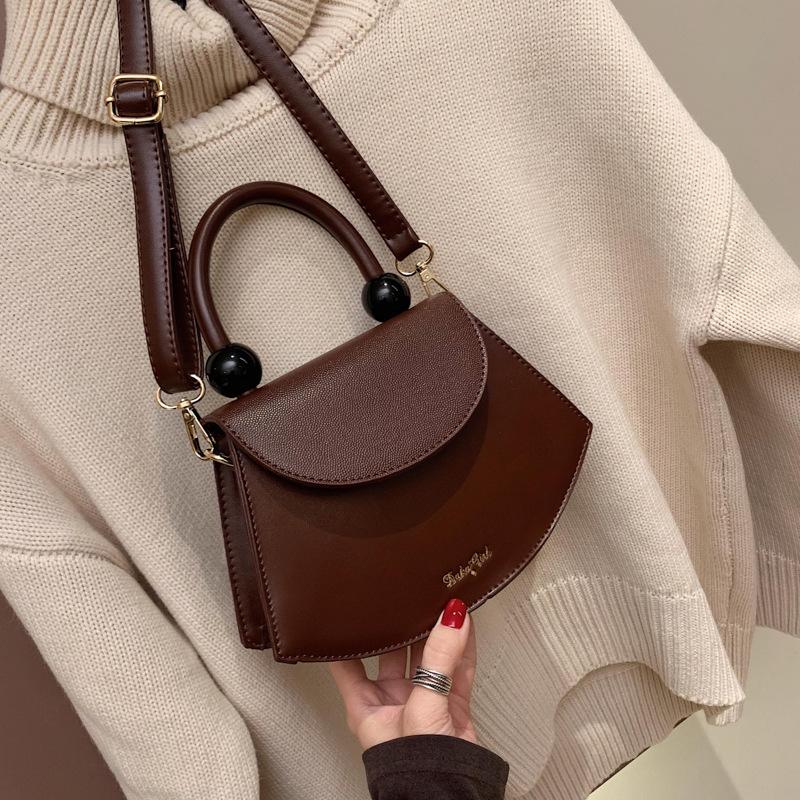 

Vintage Shoulder Bags Solid Color Shell Bag Designer Luxury Crossbody Bag Pu Leather Messenger High Quality Female Purses, Black