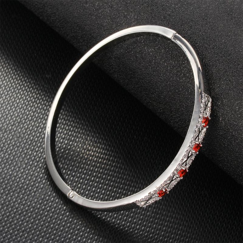 

New simple fashion female hollow micro-inlaid bracelet jewelry X-shaped inlaid zircon bracelet for women hot selling