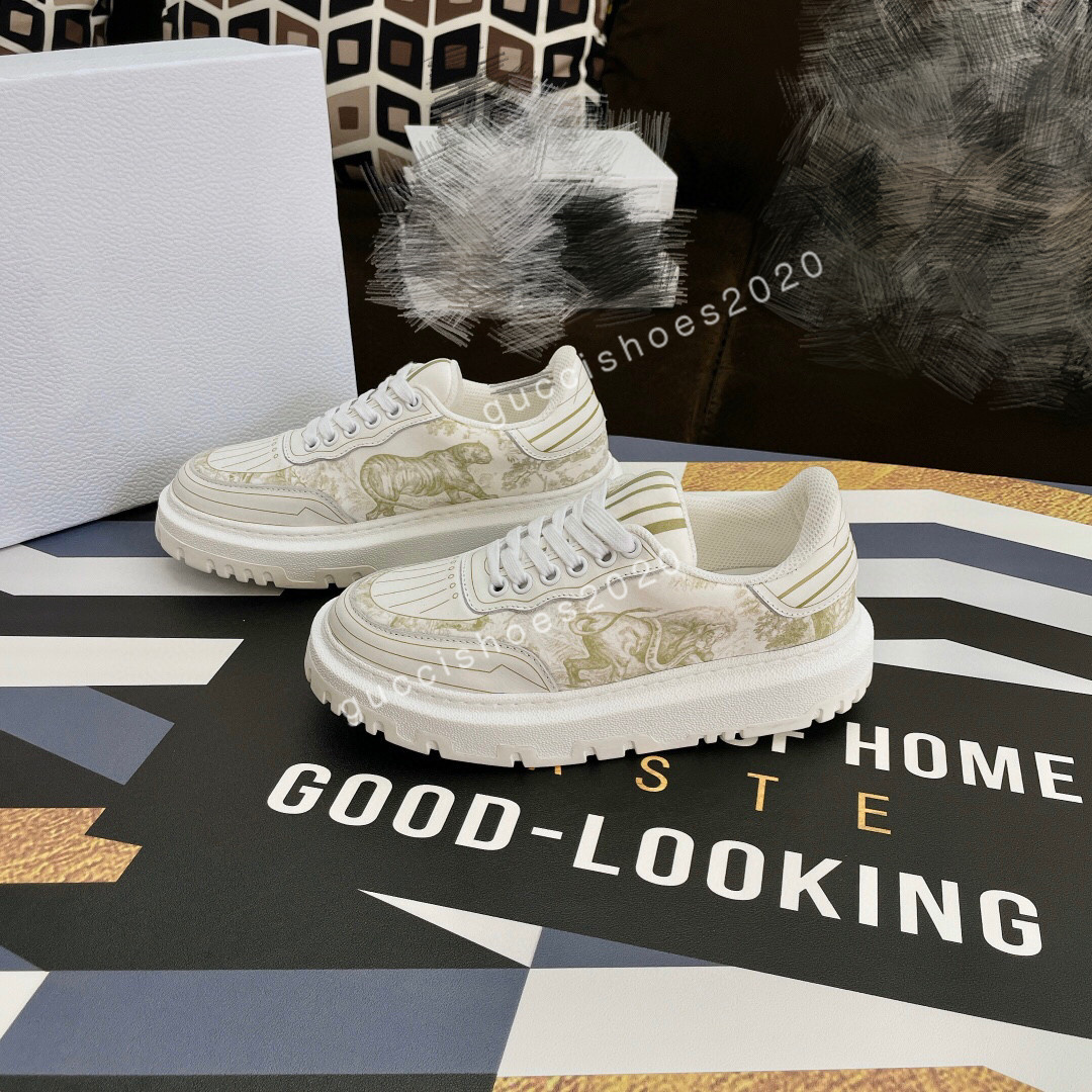 

2022 Designer mesh woven Lace-up shoes style extraordinary sneaker embossed Leather sneakers in nappa calfskin shoe Rubber platform sole, 02