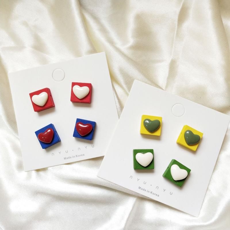 

2021 trend earrings for women vintage lovely wooden love Mini Earrings Women jewelry Gifts for the new year