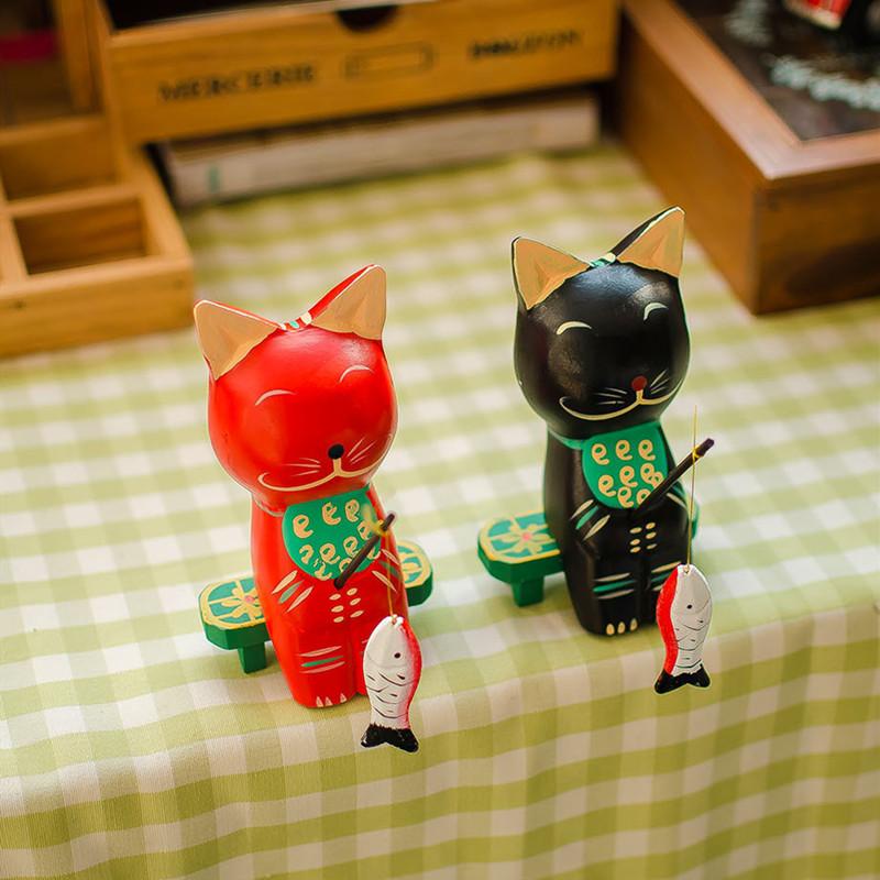 

2 Pieces/set Modern Creative Wood Craft Figurines Cat Fishing Statue Ornament Model in Bookroom Home Accessories Decortaion Gift