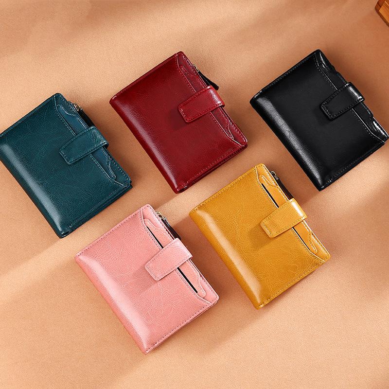 

2020 New Retro Leather Ladies Wallet Short Korean Version of Multi-functional Change Foreskin Clip, Red