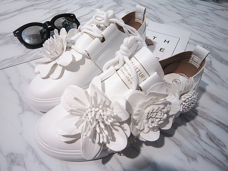 

New summer flower casual tide hundred fashion pedal lazy female belt Korean version of small white shoes MDOT, Red