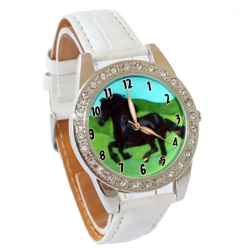 

Wristwatches Horse Watches Men And Women Dress Fashion Leather Strap Denim Wristwatch Quartz Watch Personality Casual Relogio1, White
