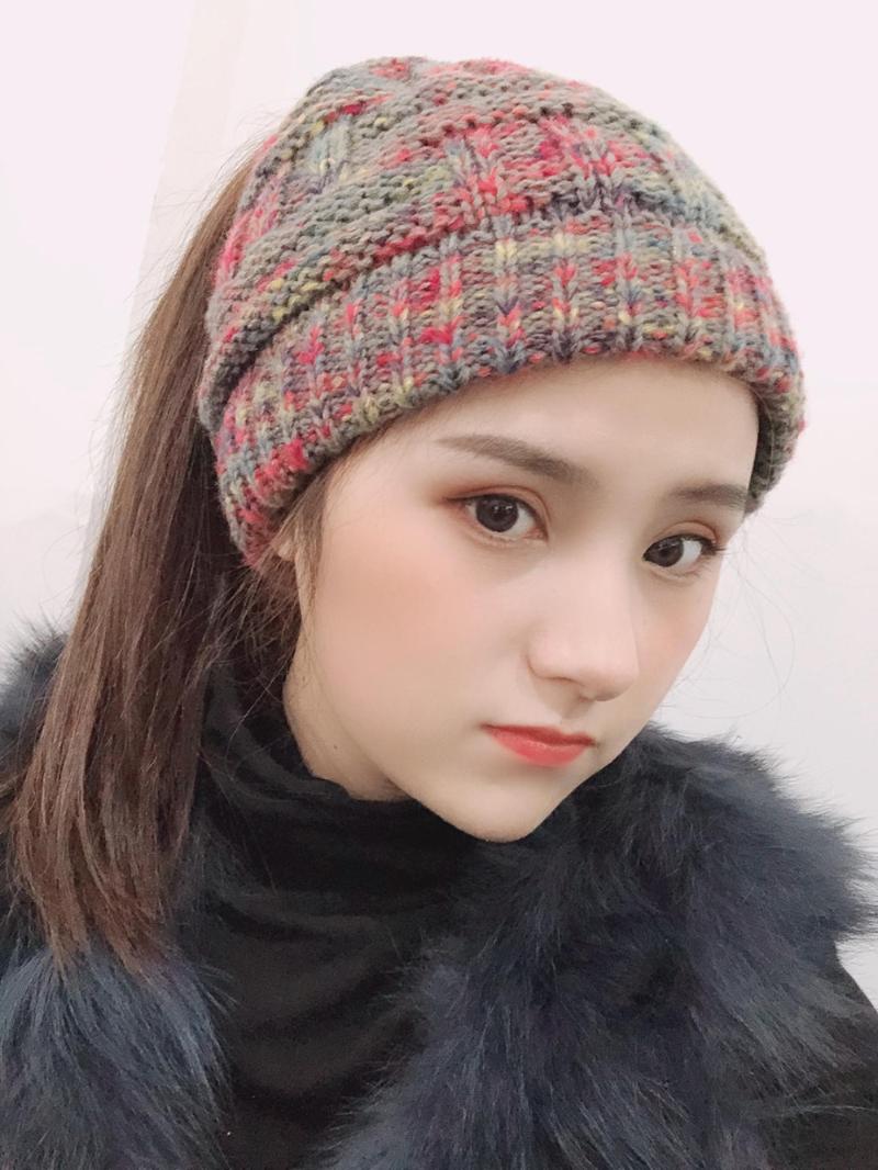 

Dropshipping Winter Women Hat Ladies Girl Stretch Knit Hat With Tag Messy Bun Warm Hats Caps, Yellow
