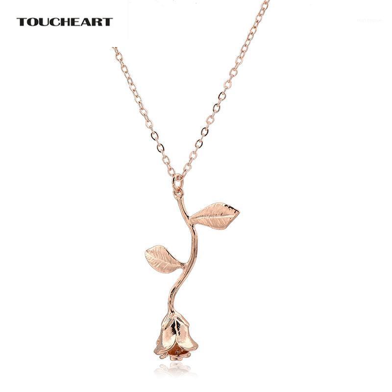 

TOUCHEART Trendy Jewelry Custom Rose Gold Flower Stainless Steel Pendant Necklace For Women Jewelry Statement Necklace SNE1800551