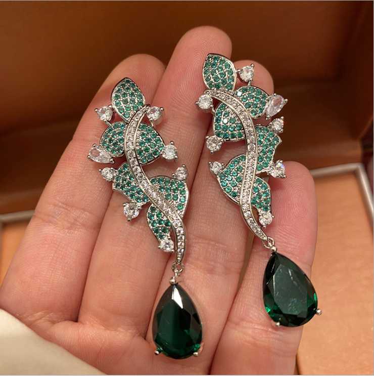 

Long earrings abstract leaf green zircon drop earrings female zircon tassel retro