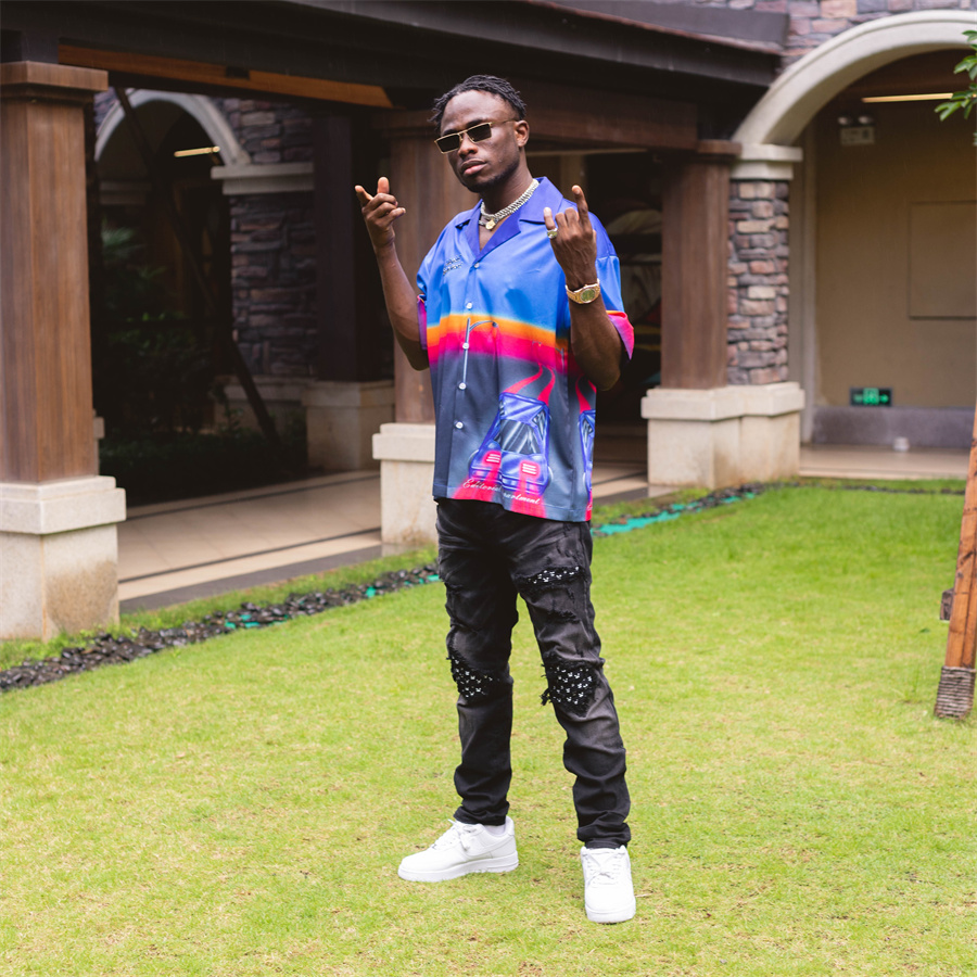 

Men Hole Ripped Jeans Washed Distressed Vintage Rabbit Print High Street Slim-cut Trousers Hip Hop Denim Micro-elastic Long Pencil Pants, As picture show