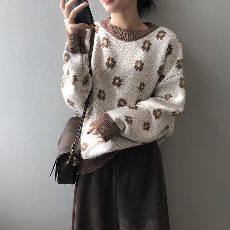 

2020 New Autumn Winter Women Sweater Fashion Flowers Long Sleeve Pollover Kintted Round Neck Korean Style Loose Female Tops, Beige