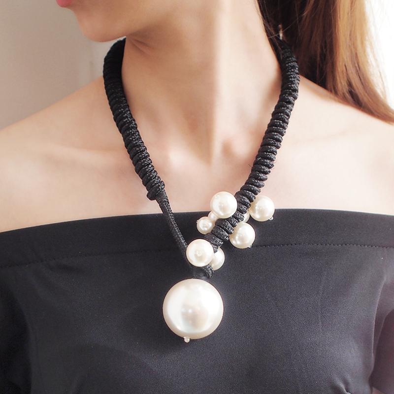

Big Imitation Pearl Chokers Necklaces For Women Thick Rope Adjustable Statement Pendant Necklaces Jewelry UKMOC